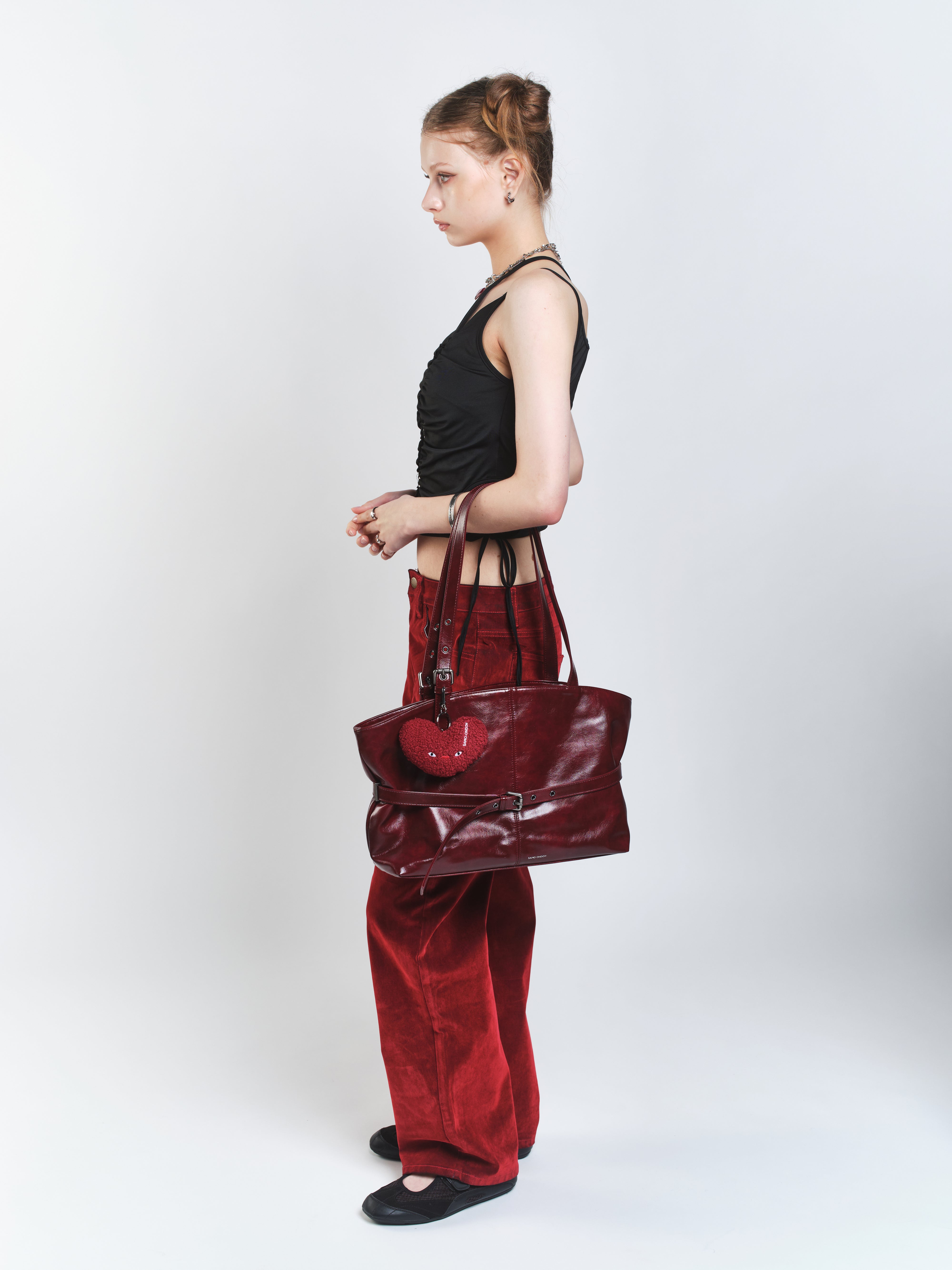 PREORDER Le Belt Bag L Vampire Blood