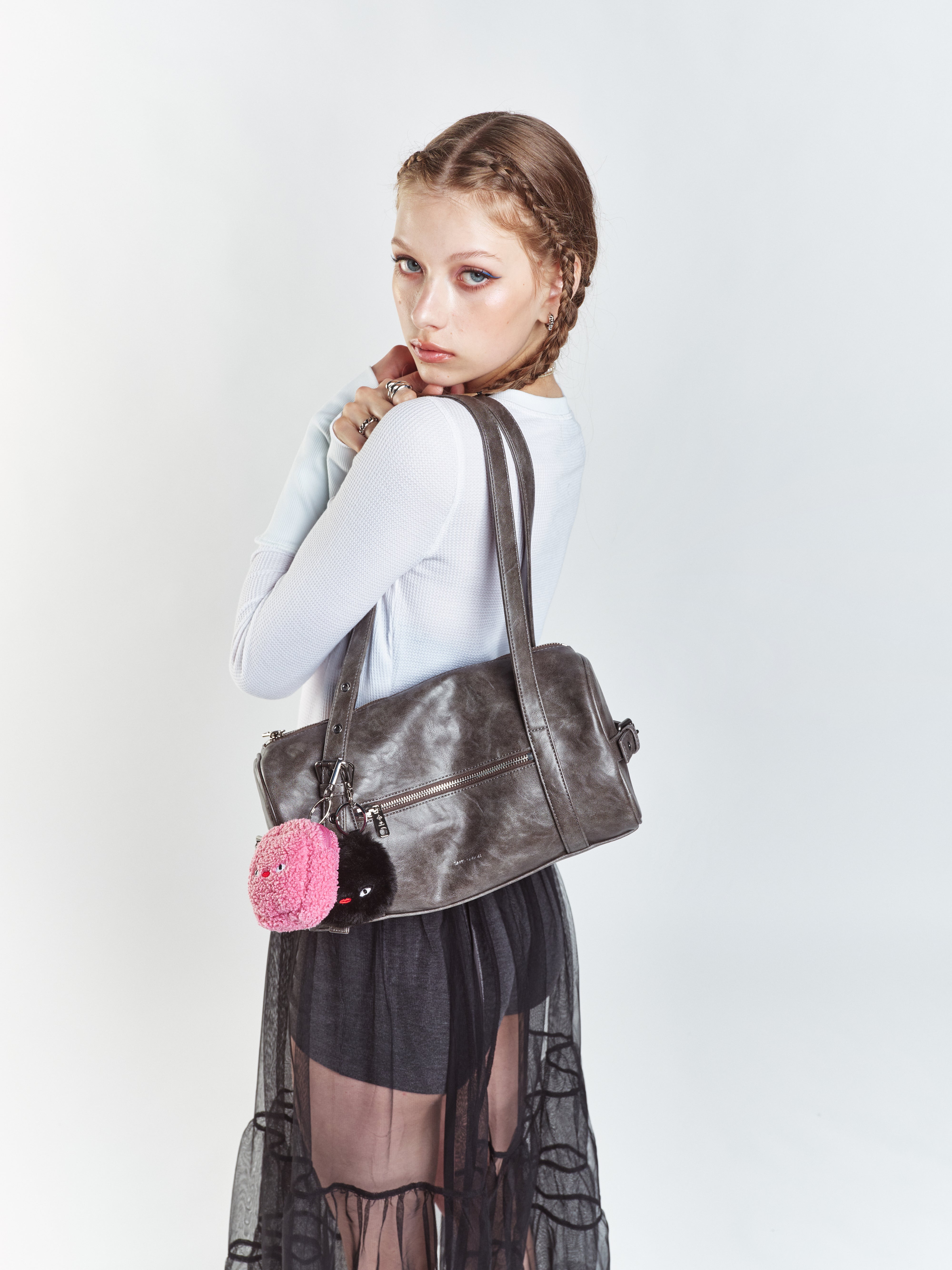 PREORDER Museum Bag M Baked Gray