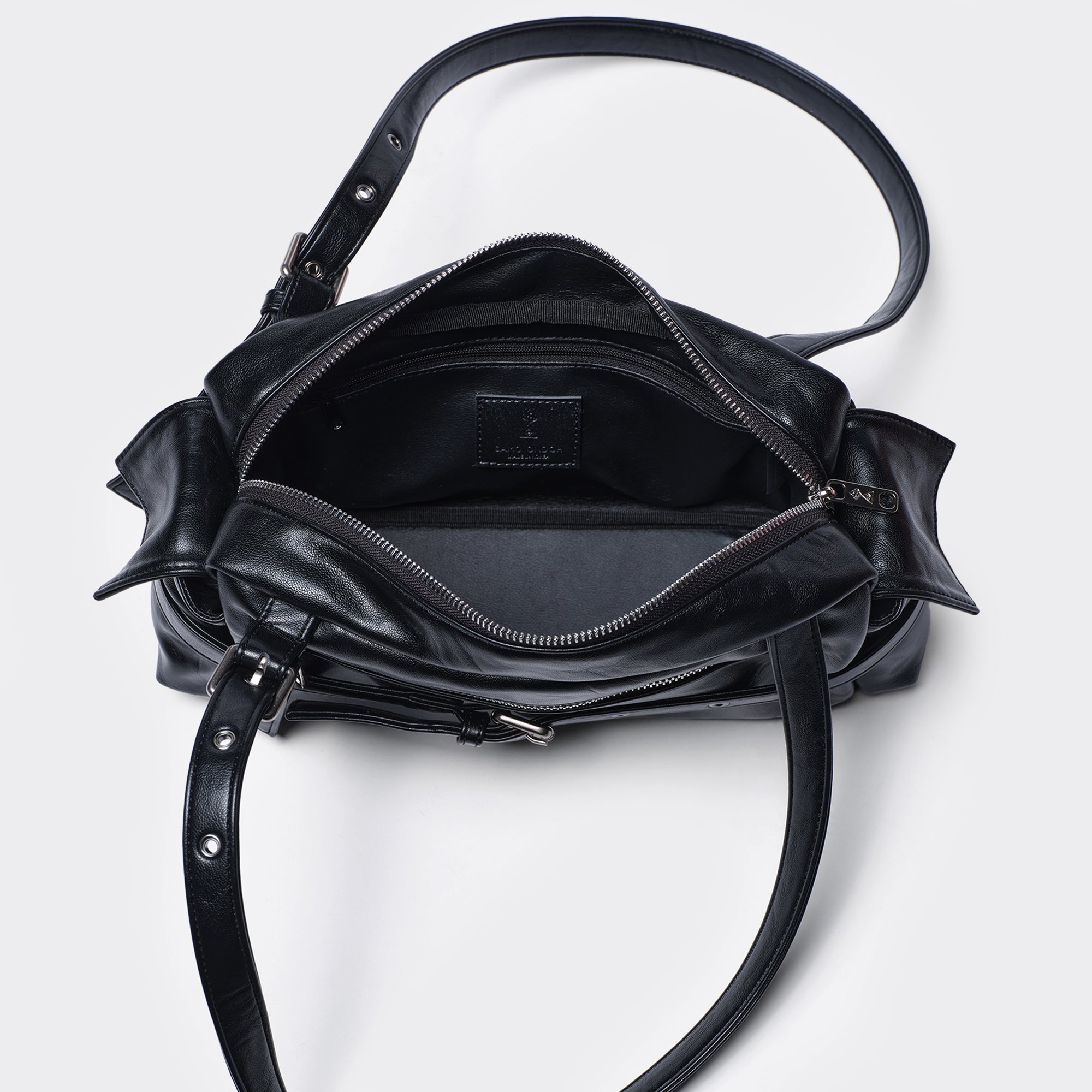 PREORDER Belt Utility Bag M Baked Black