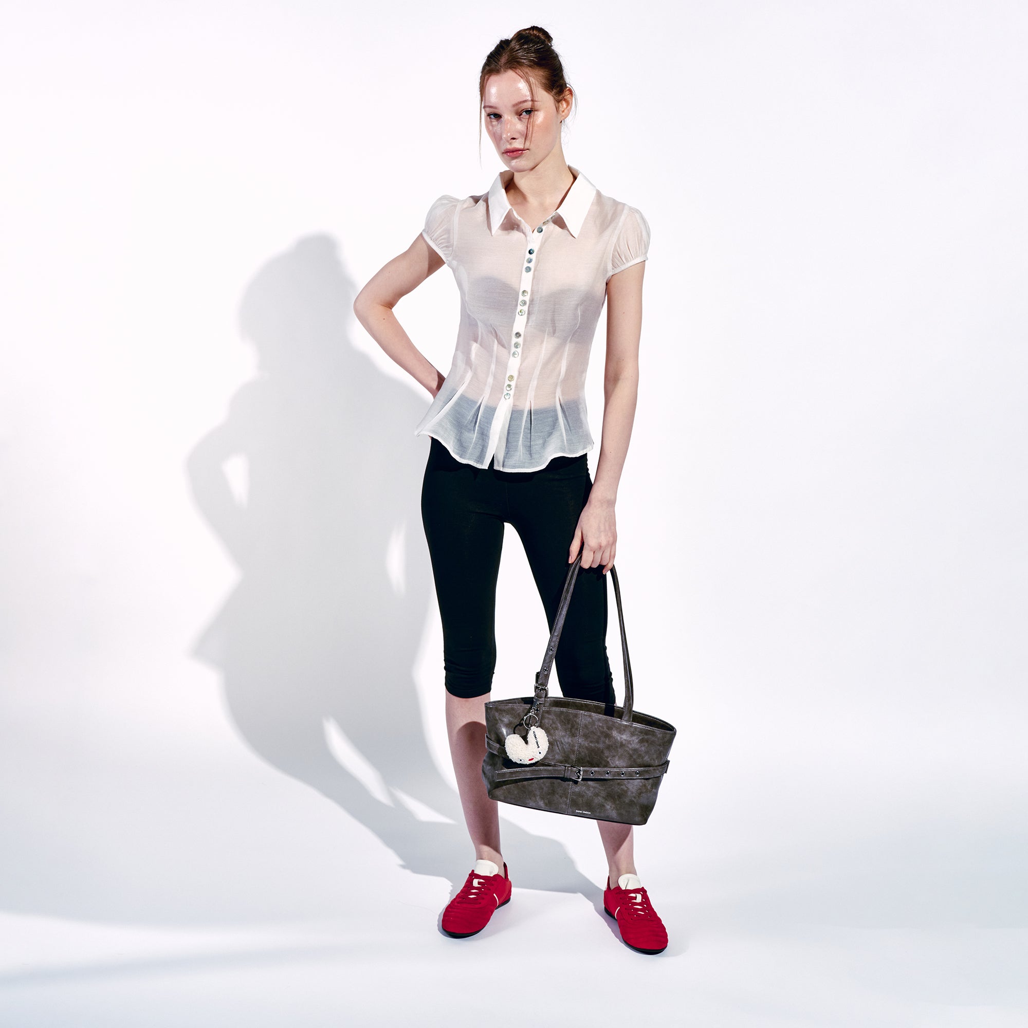 PREORDER Le Belt Bag M Baked Gray