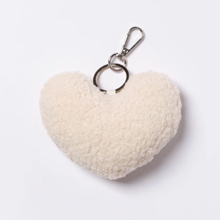 Loveyom Keychain Eco Shearling Ivory