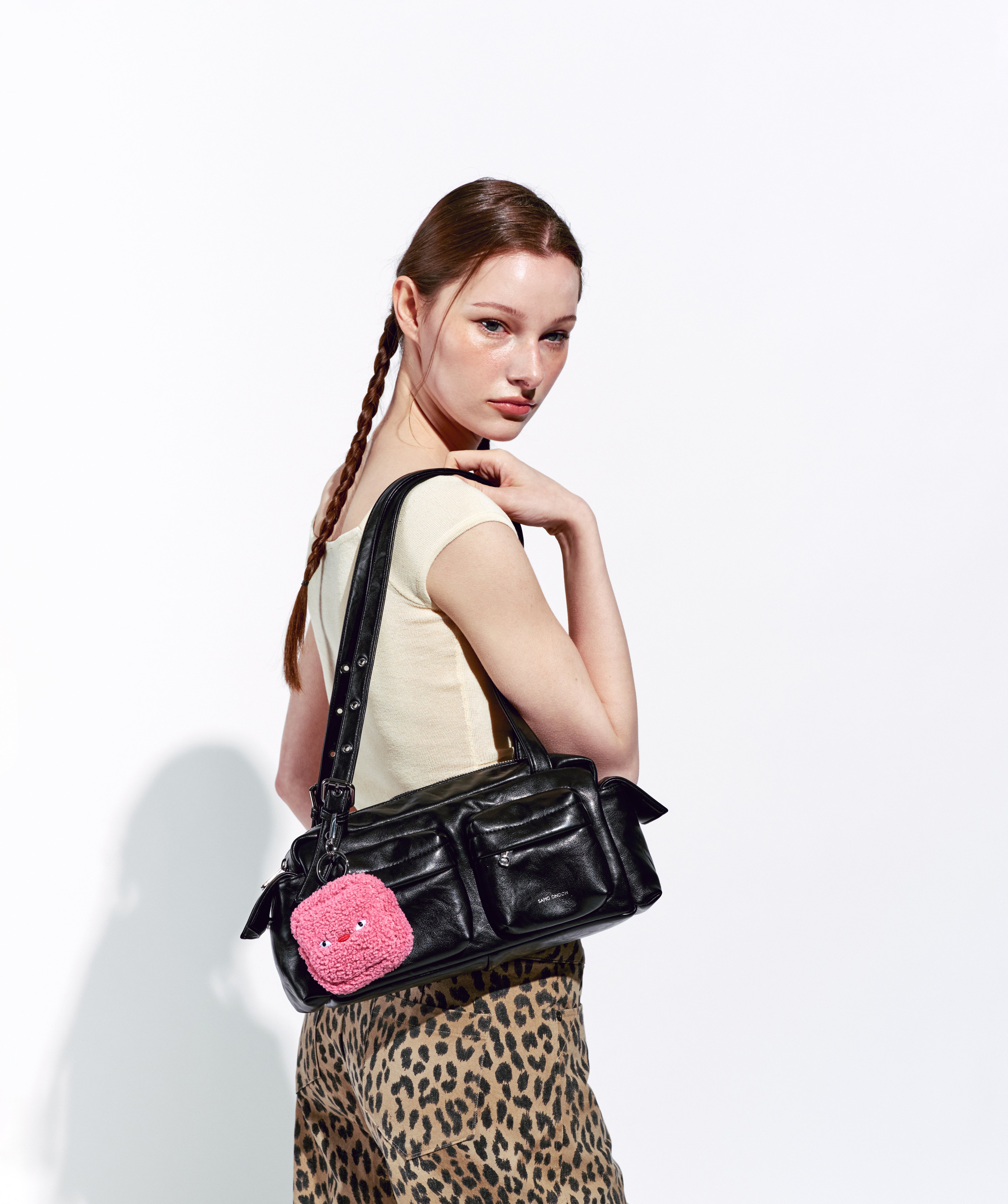 PREORDER Pocket Utility Bag M Baked Black