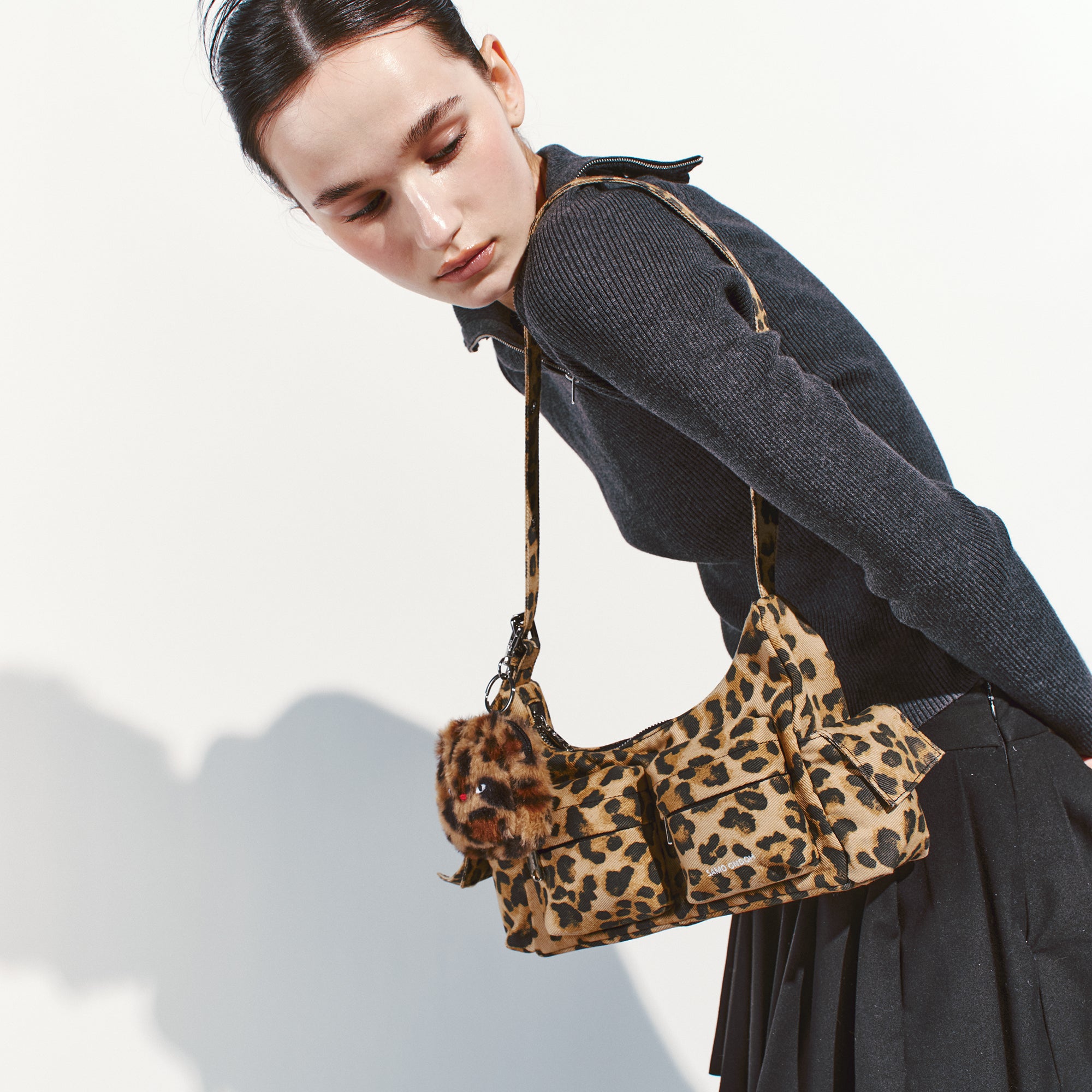 PREORDER Pocket Mug Bag M Denim Leopard