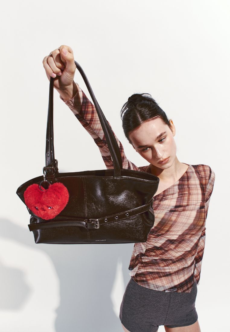 Le Belt Bag M Goat Black