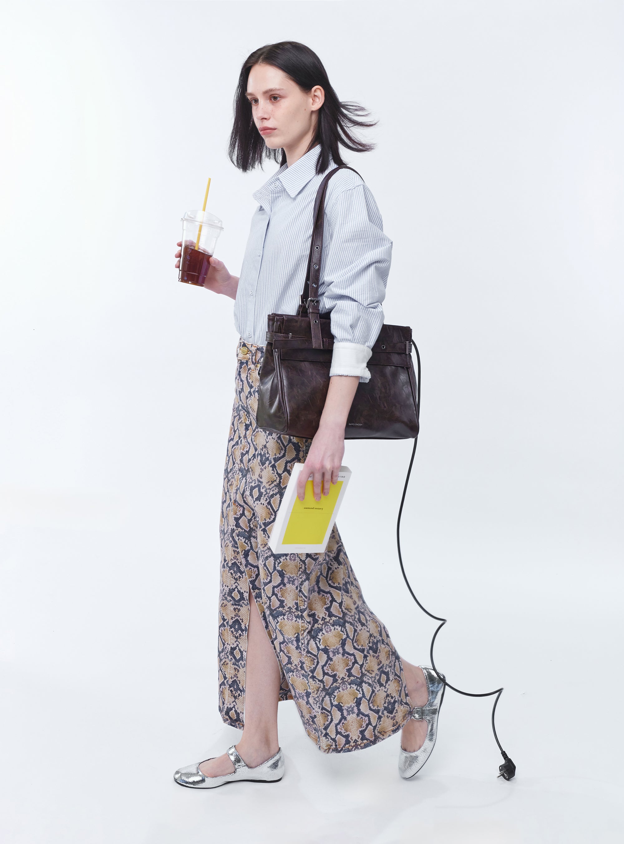 Belt Flap Bag M Baked Moca