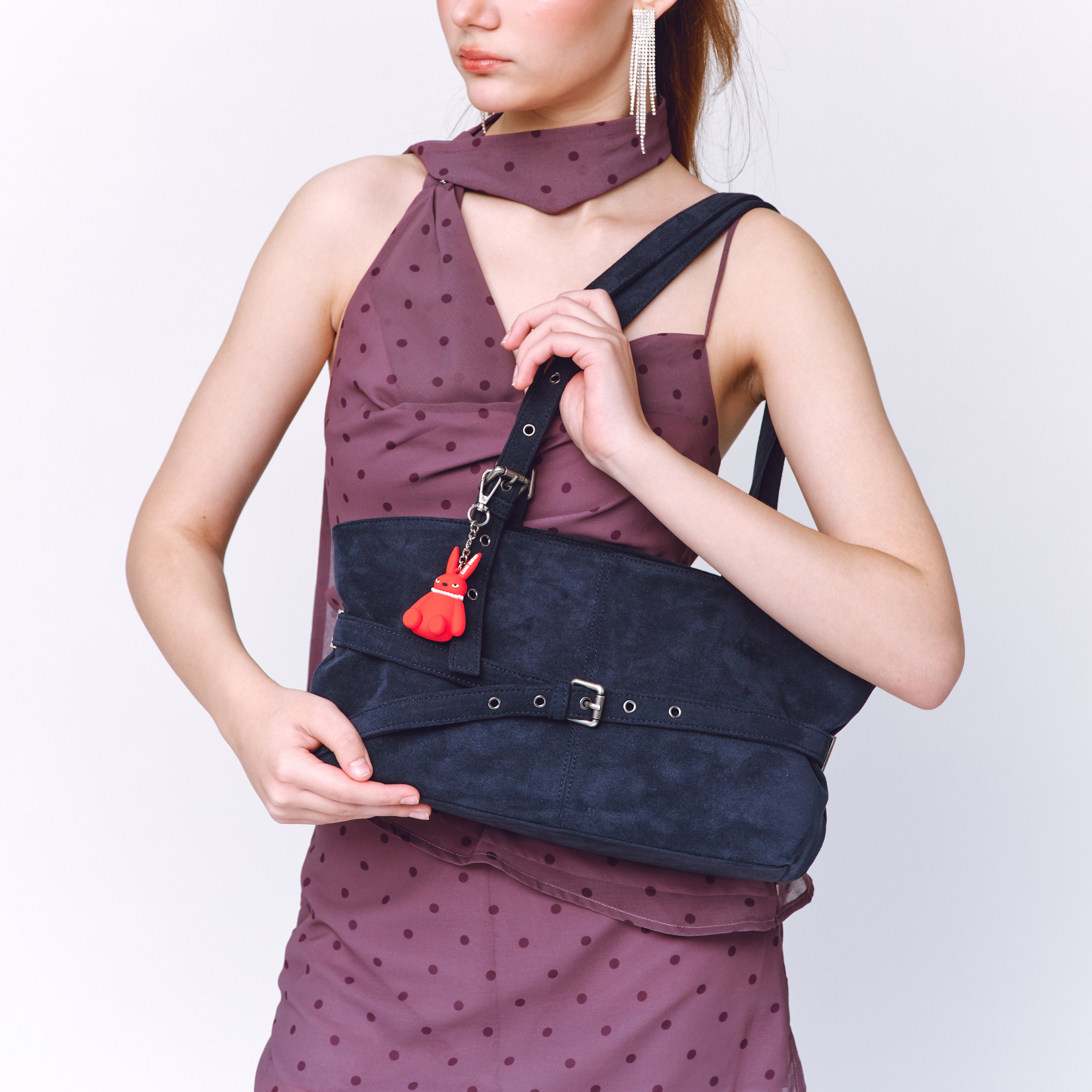 PREORDER Le Belt Bag M Suede Navy